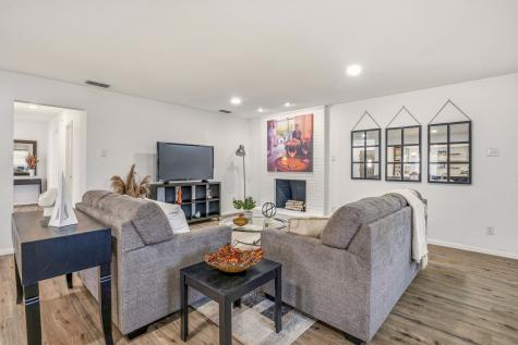 807 Spanish Trail Drive Granbury TX 76048