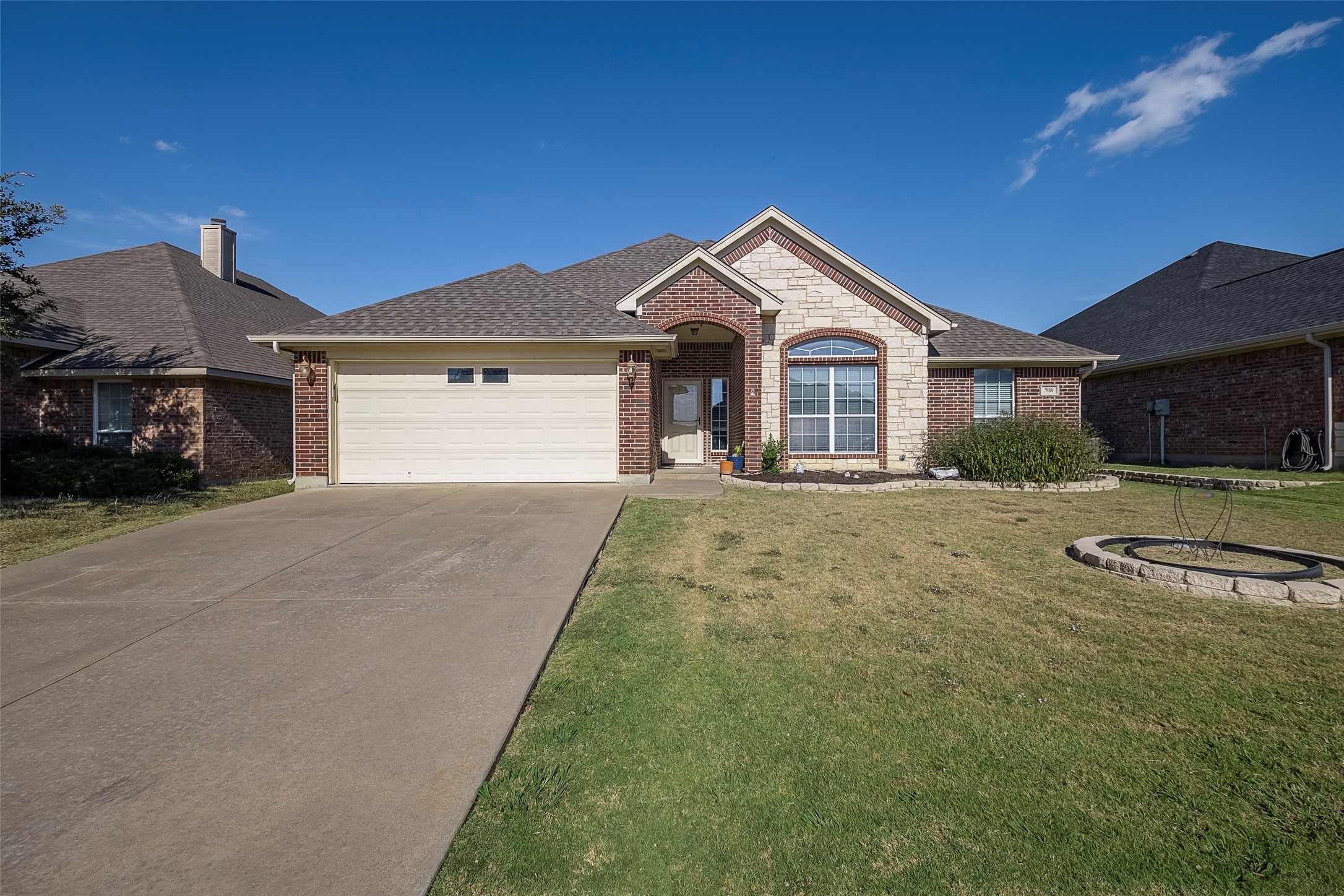 708 Morgan Drive Burleson TX 76028