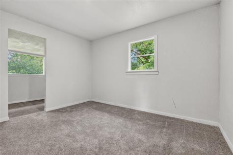 614 SW 15th Avenue Mineral Wells TX 76067