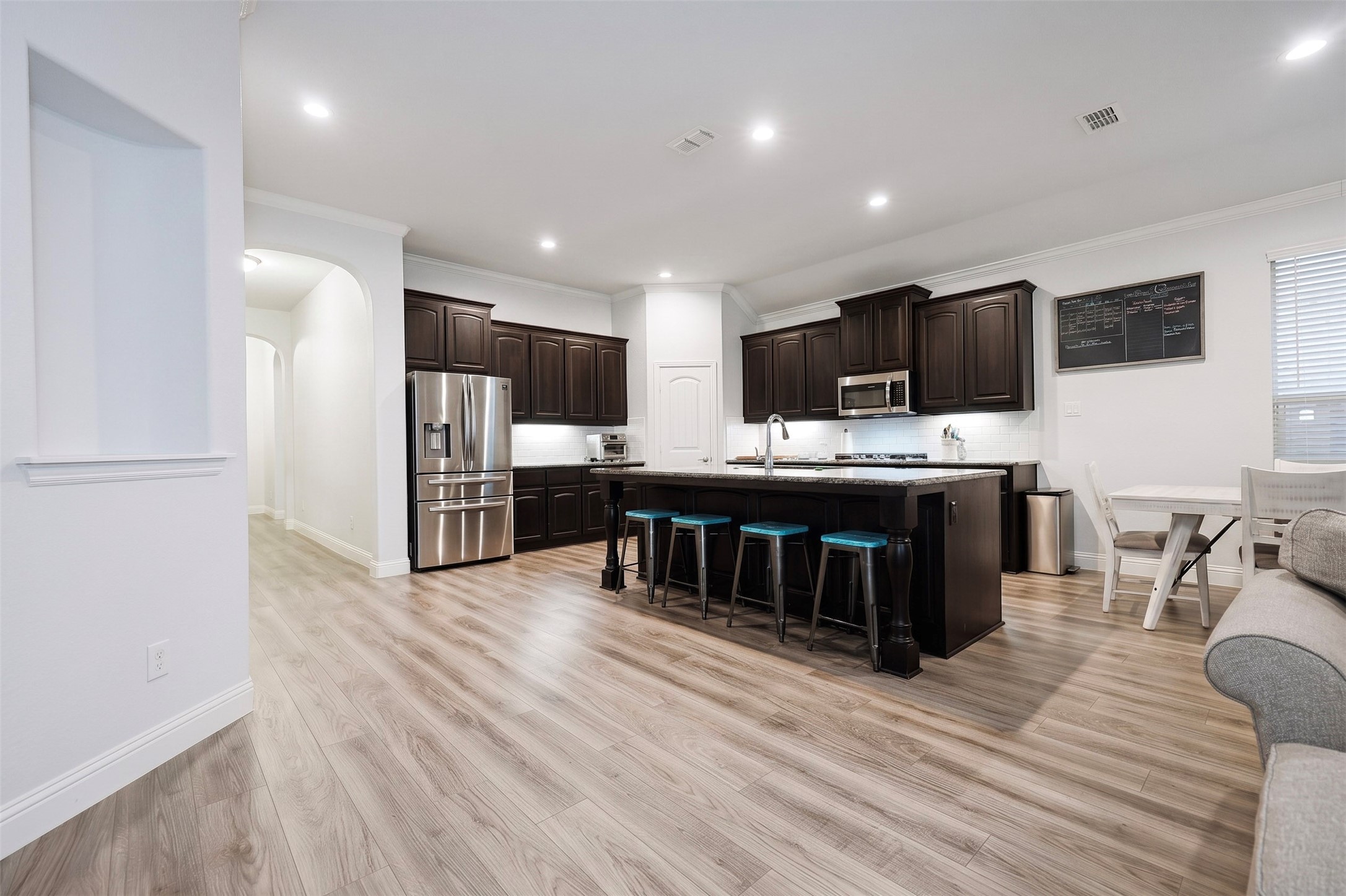 213 Palmerston Drive Aledo TX 76008