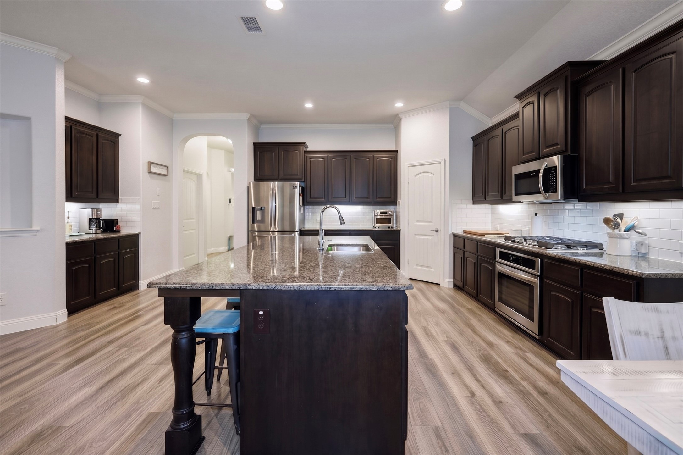 213 Palmerston Drive Aledo TX 76008