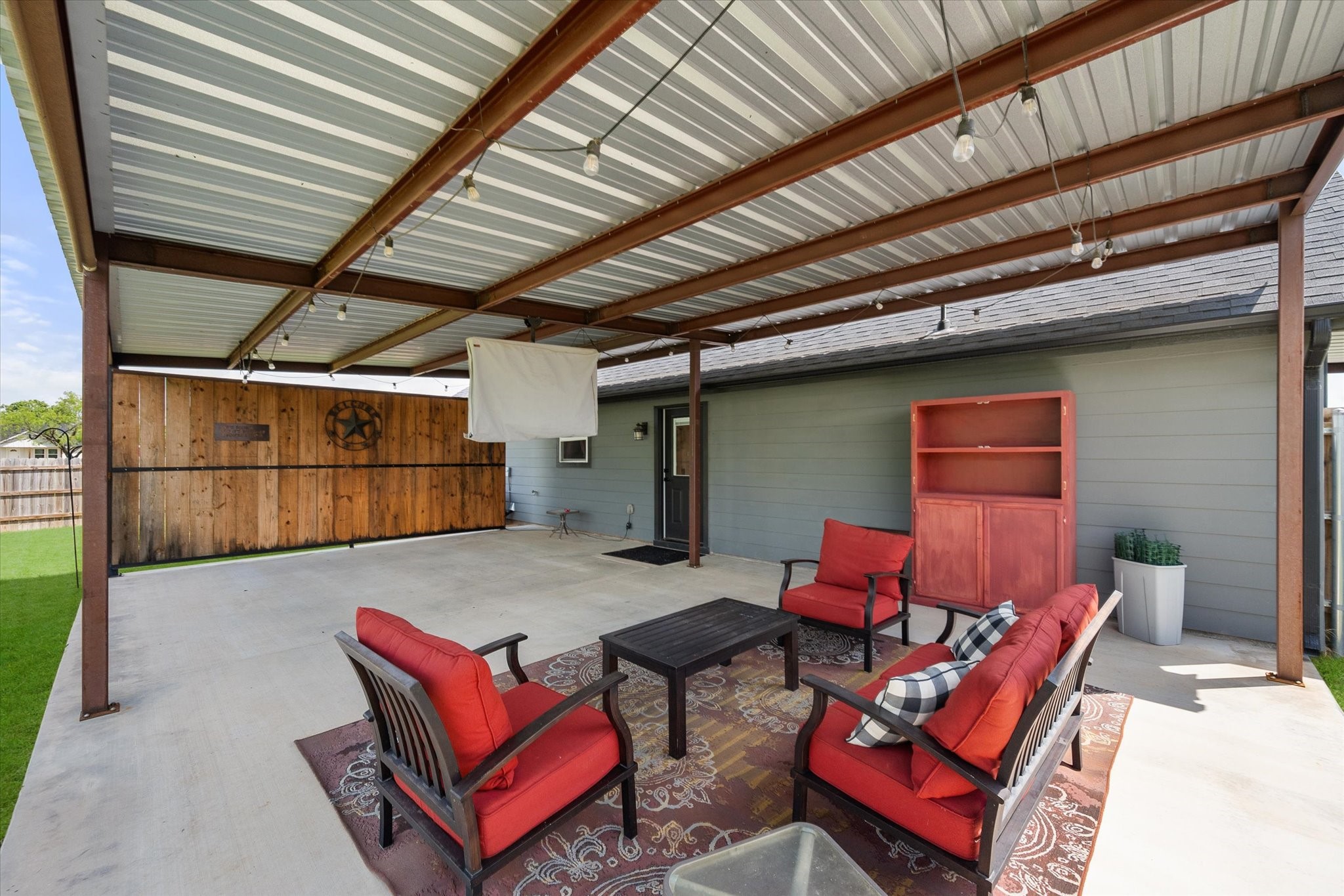 2004 Brown Loop Poolville TX 76487