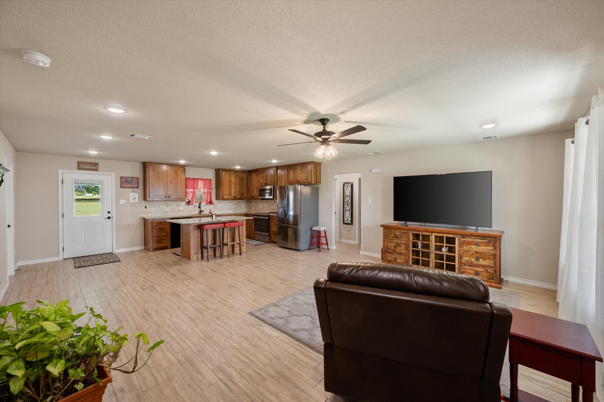 2004 Brown Loop Poolville TX 76487
