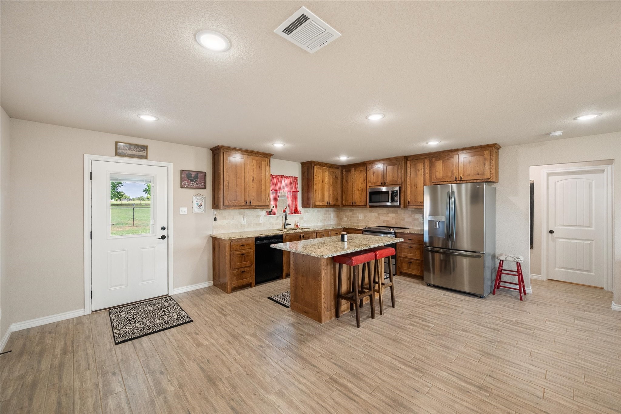 2004 Brown Loop Poolville TX 76487