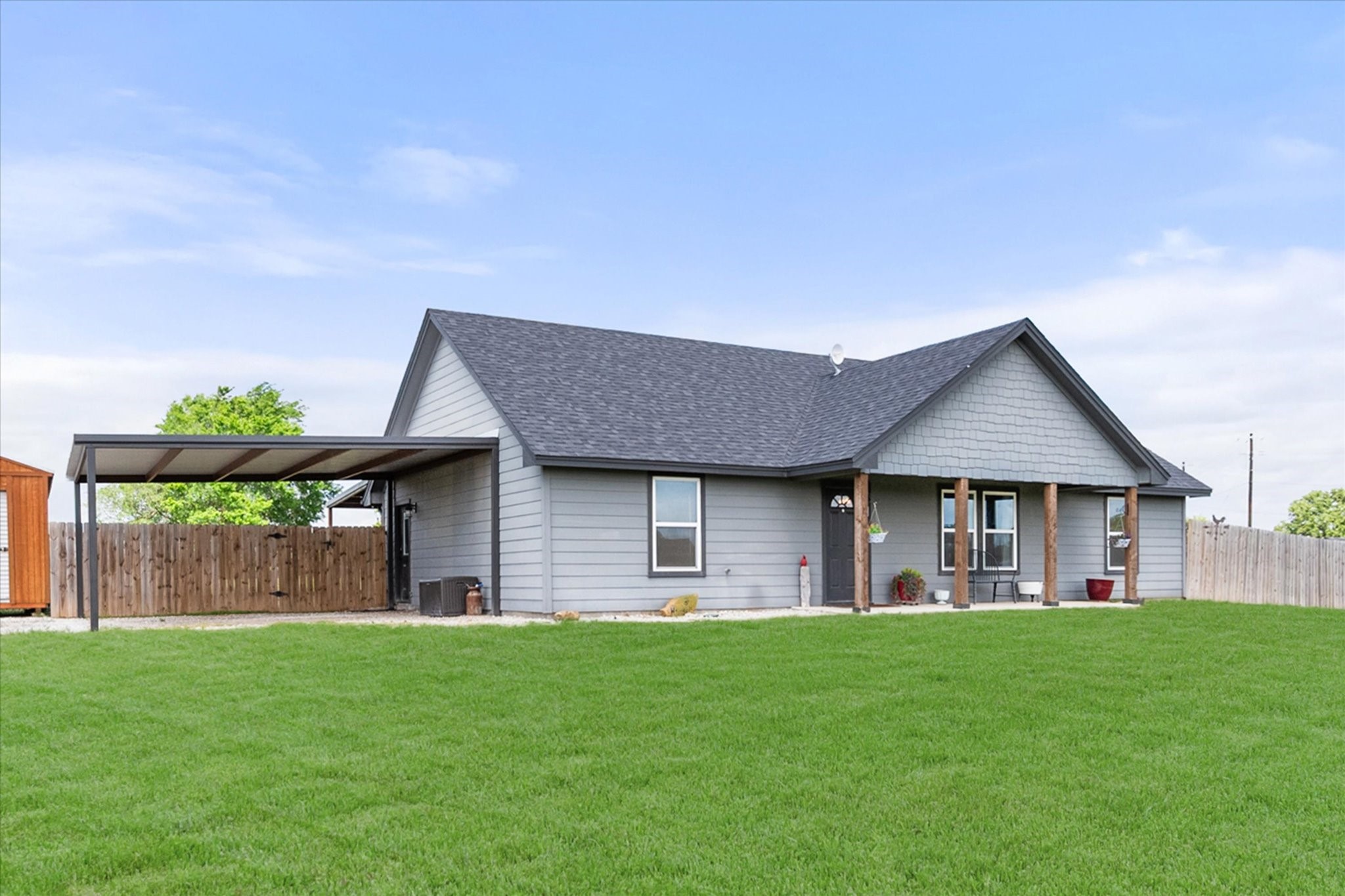 2004 Brown Loop Poolville TX 76487