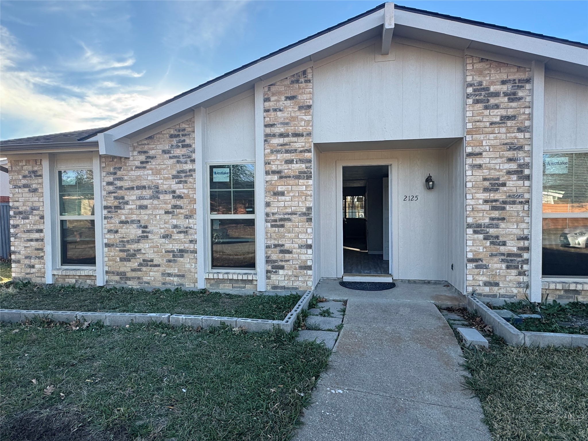 2125 Kings Road Carrollton TX 75007