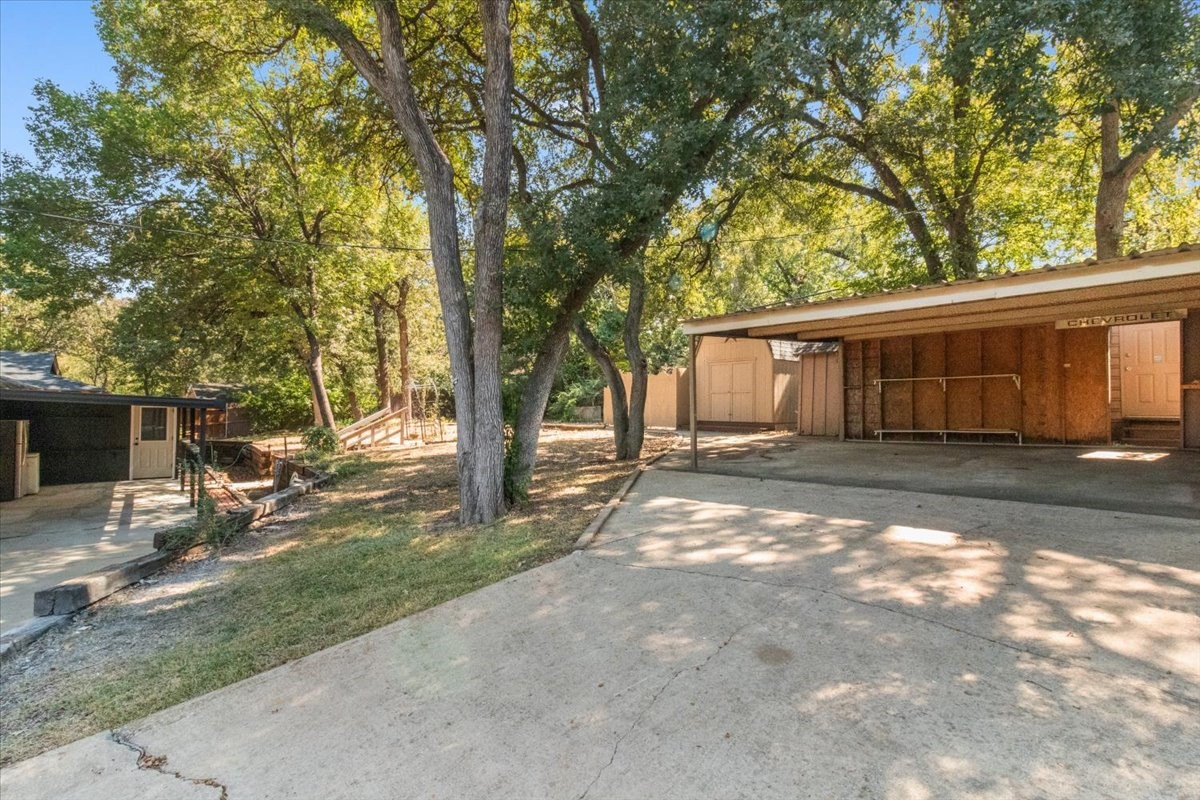 6000 Monterrey Drive Fort Worth TX 76112