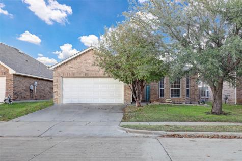 2713 Red Wolf Drive Fort Worth TX 76244