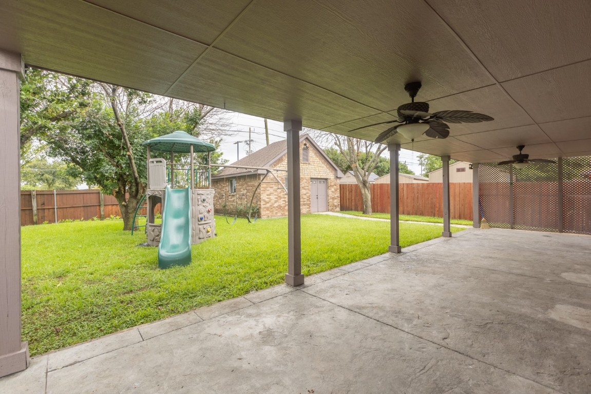 1222 Montclair Drive Garland TX 75040