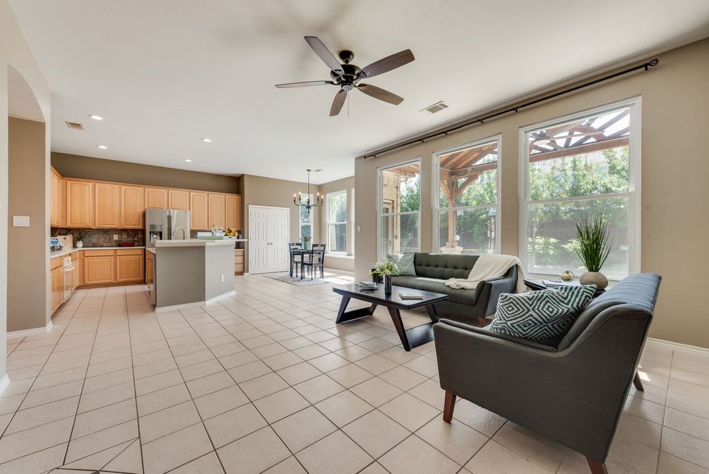 7301 Summer Glen Drive Mckinney TX 75072