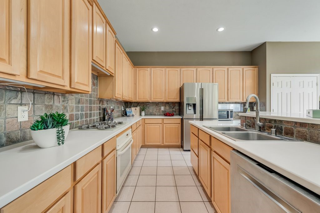 7301 Summer Glen Drive Mckinney TX 75072