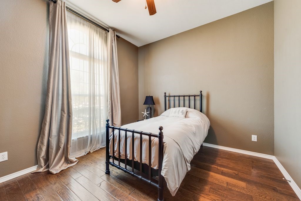 7301 Summer Glen Drive Mckinney TX 75072