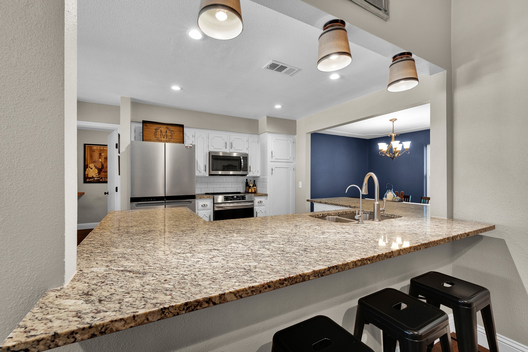 1011 Tanglewood Lane Arlington TX 76012