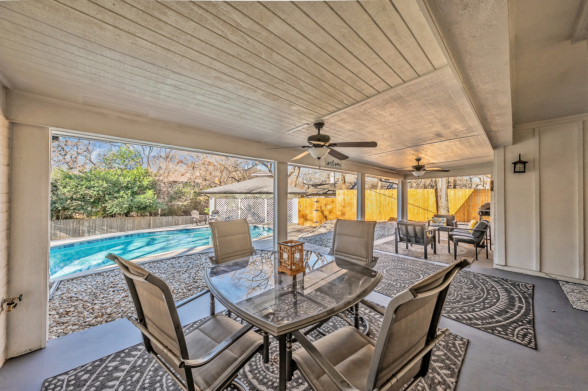 1011 Tanglewood Lane Arlington TX 76012