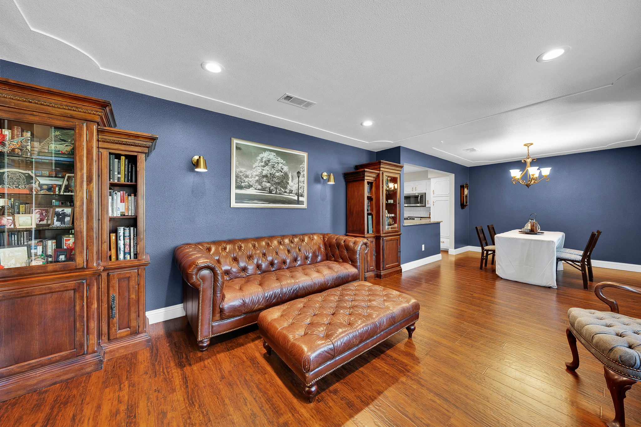 1011 Tanglewood Lane Arlington TX 76012