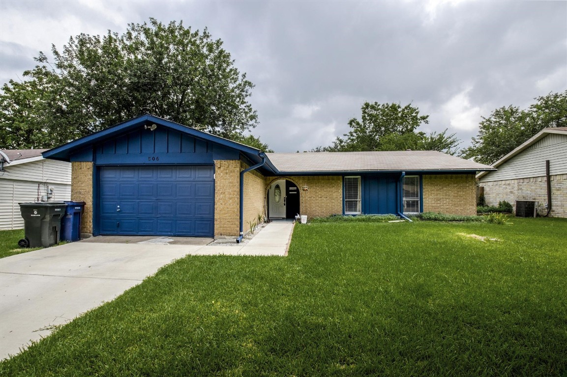 506 Cranbrook Park Garland TX 75043