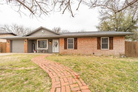 1203 W Cage Street Stephenville TX 76401