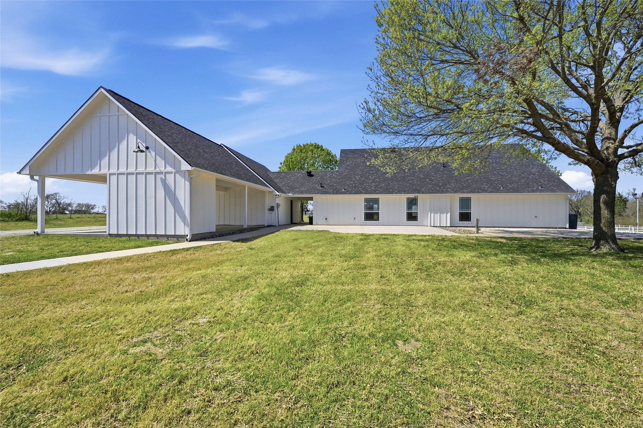 248 Roan Lane Sherman TX 75090