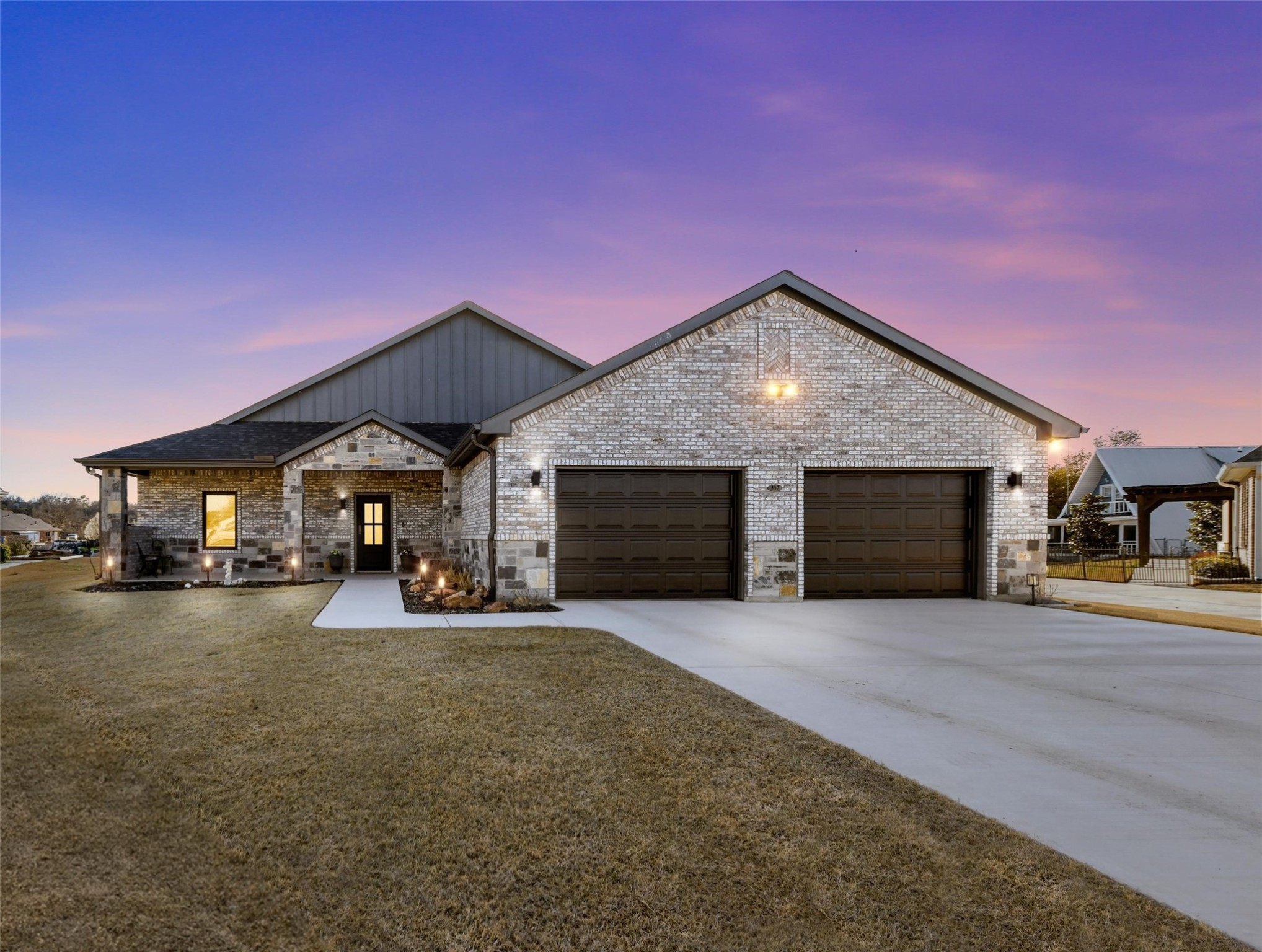 502 S Bay Court Runaway Bay TX 76426