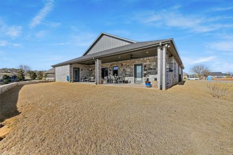 502 S Bay Court Runaway Bay TX 76426