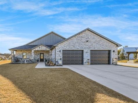 502 S Bay Court Runaway Bay TX 76426