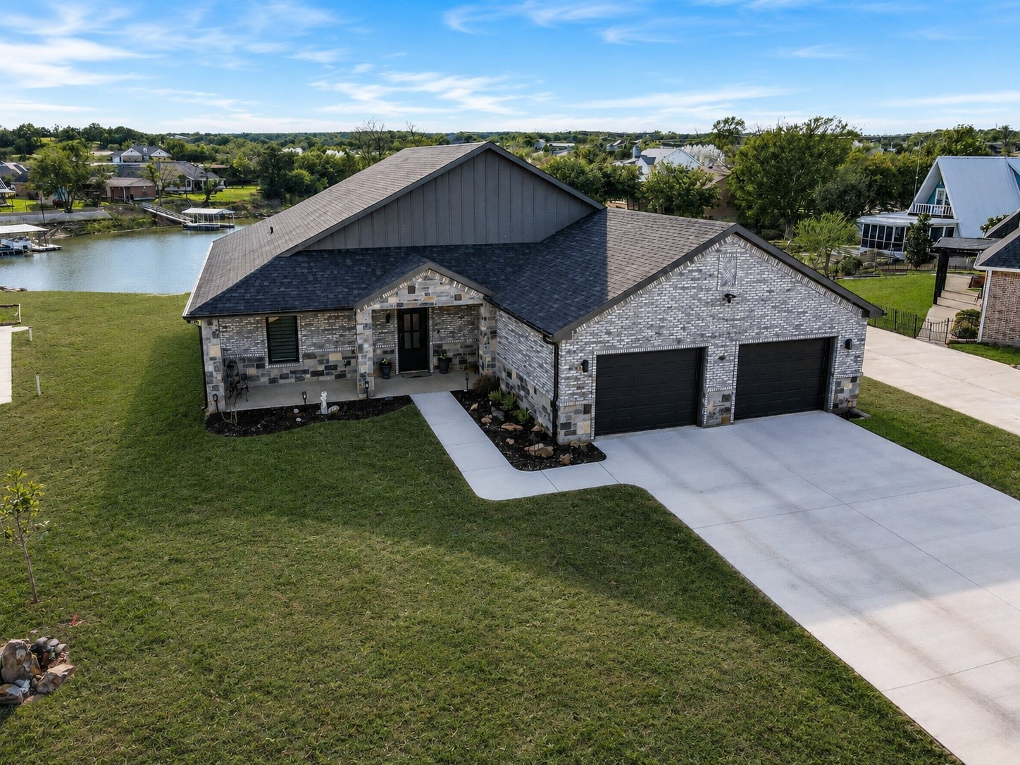 502 S Bay Court Runaway Bay TX 76426