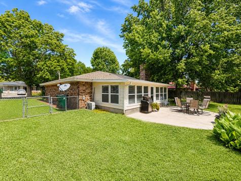 1207 Friona Street Bowie TX 76230