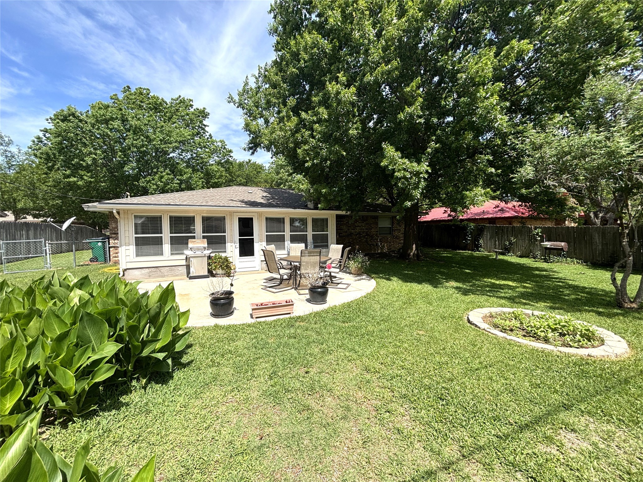 1207 Friona Street Bowie TX 76230