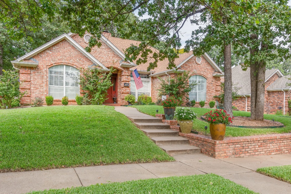 2824 Timber Hill Drive Grapevine TX 76051