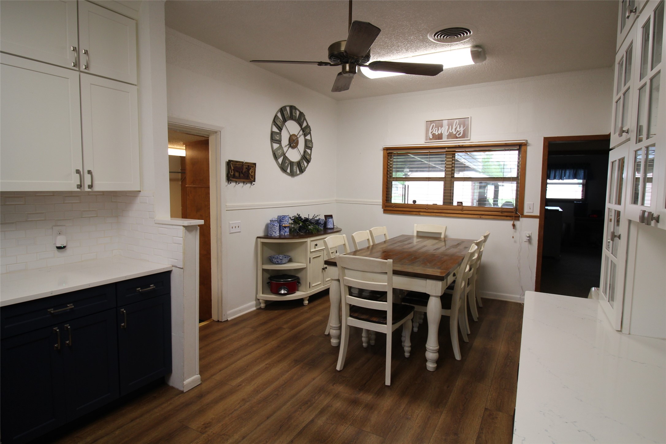 220 N 14th Avenue Munday TX 76371