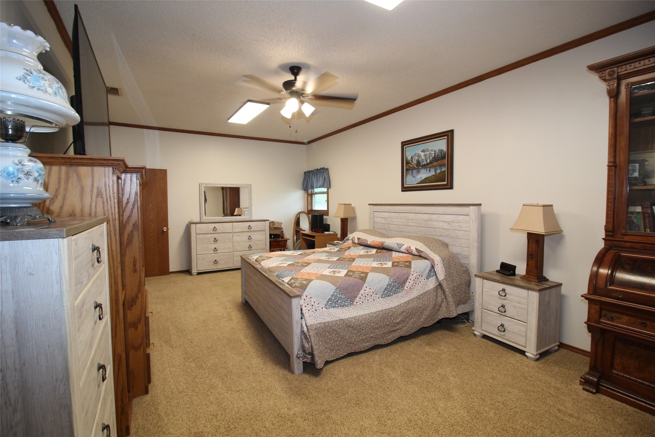 220 N 14th Avenue Munday TX 76371