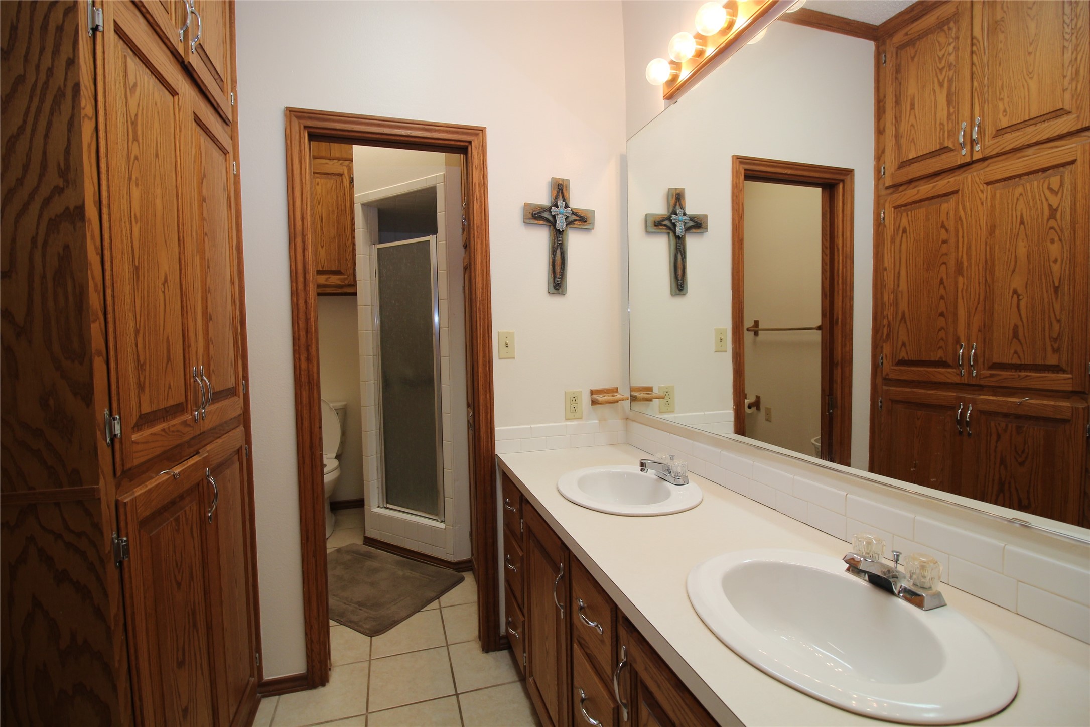 220 N 14th Avenue Munday TX 76371