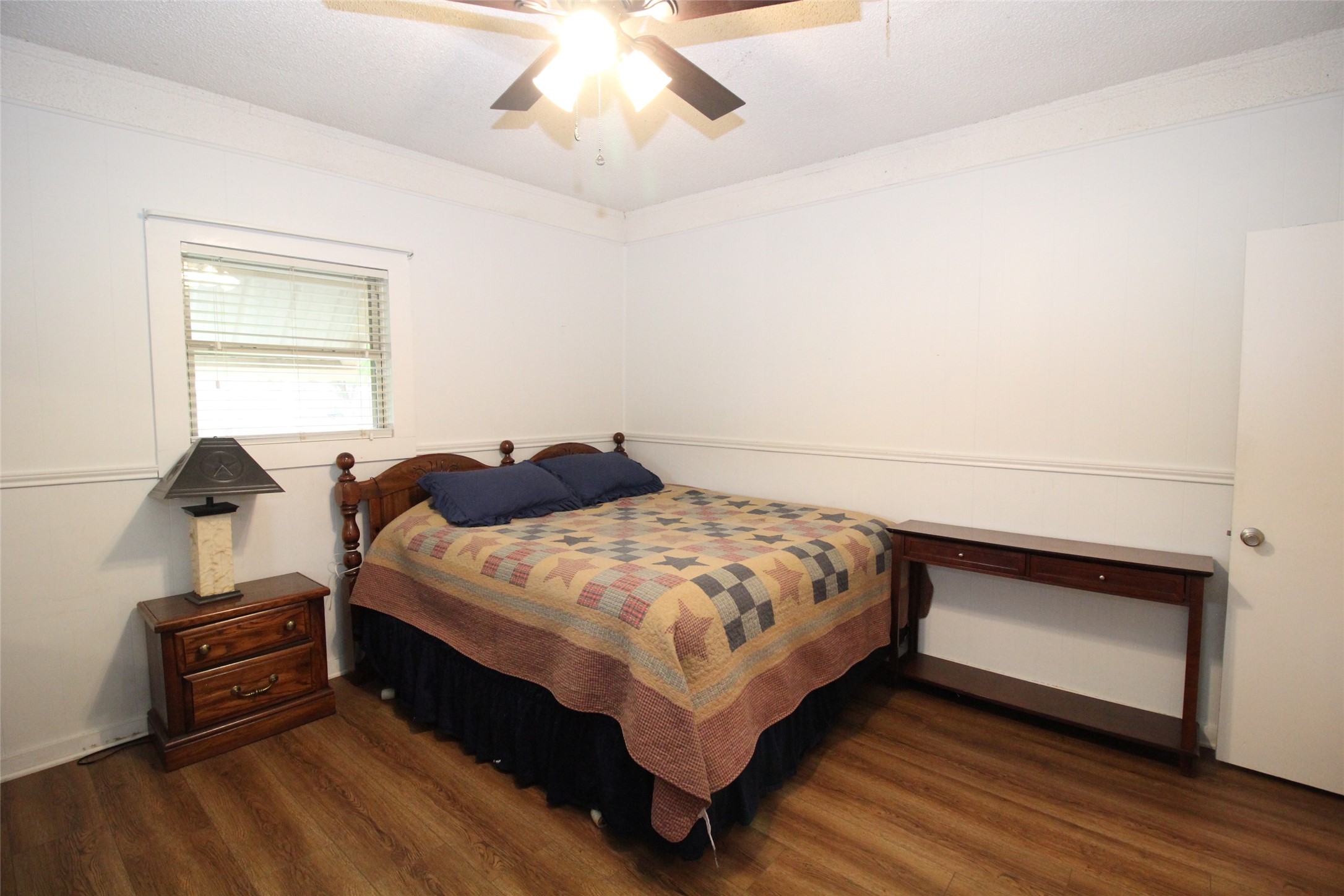 220 N 14th Avenue Munday TX 76371