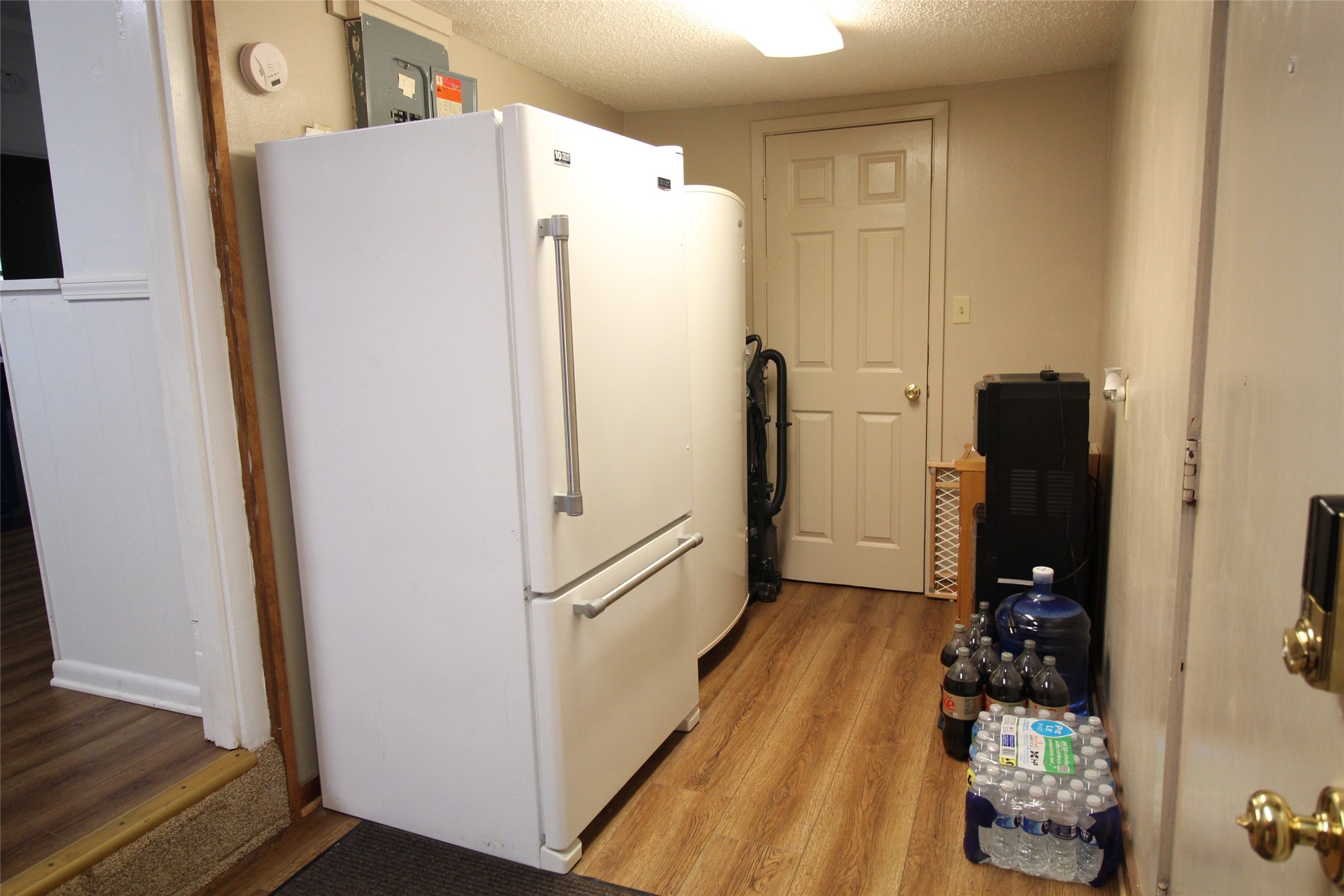220 N 14th Avenue Munday TX 76371