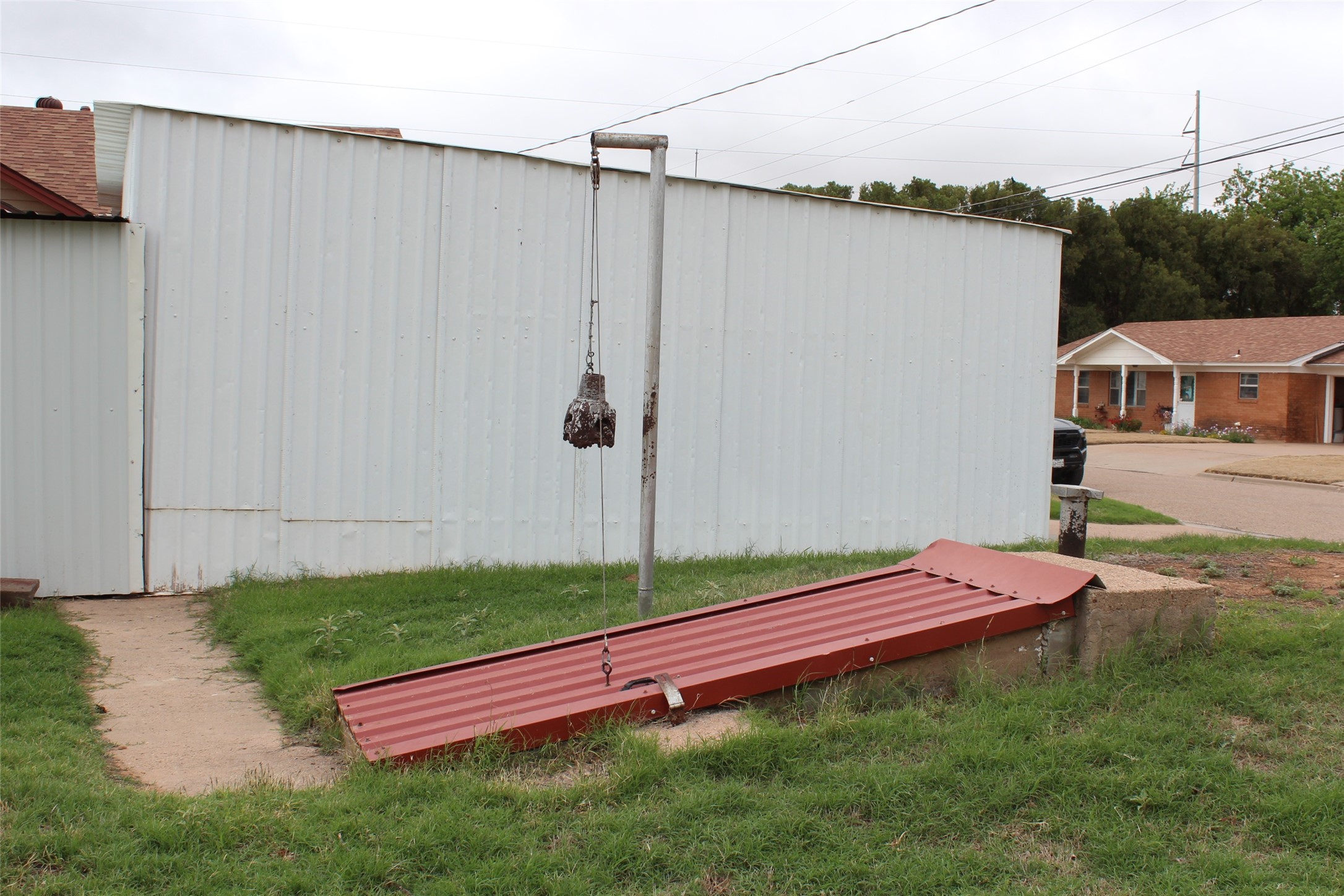 220 N 14th Avenue Munday TX 76371