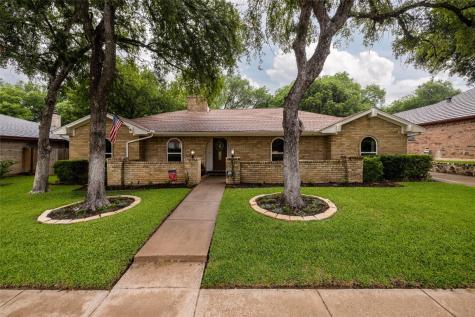 2221 Park Hill Drive Arlington TX 76012