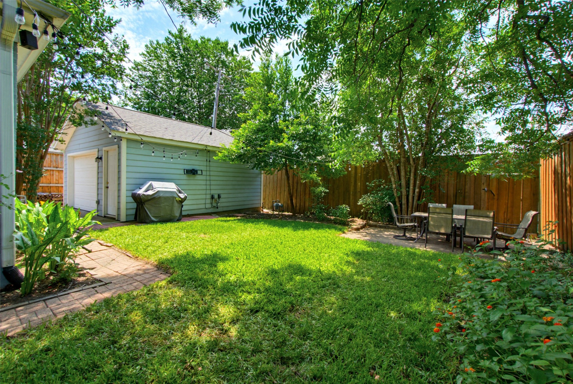 5710 Kenwood Avenue Dallas TX 75206