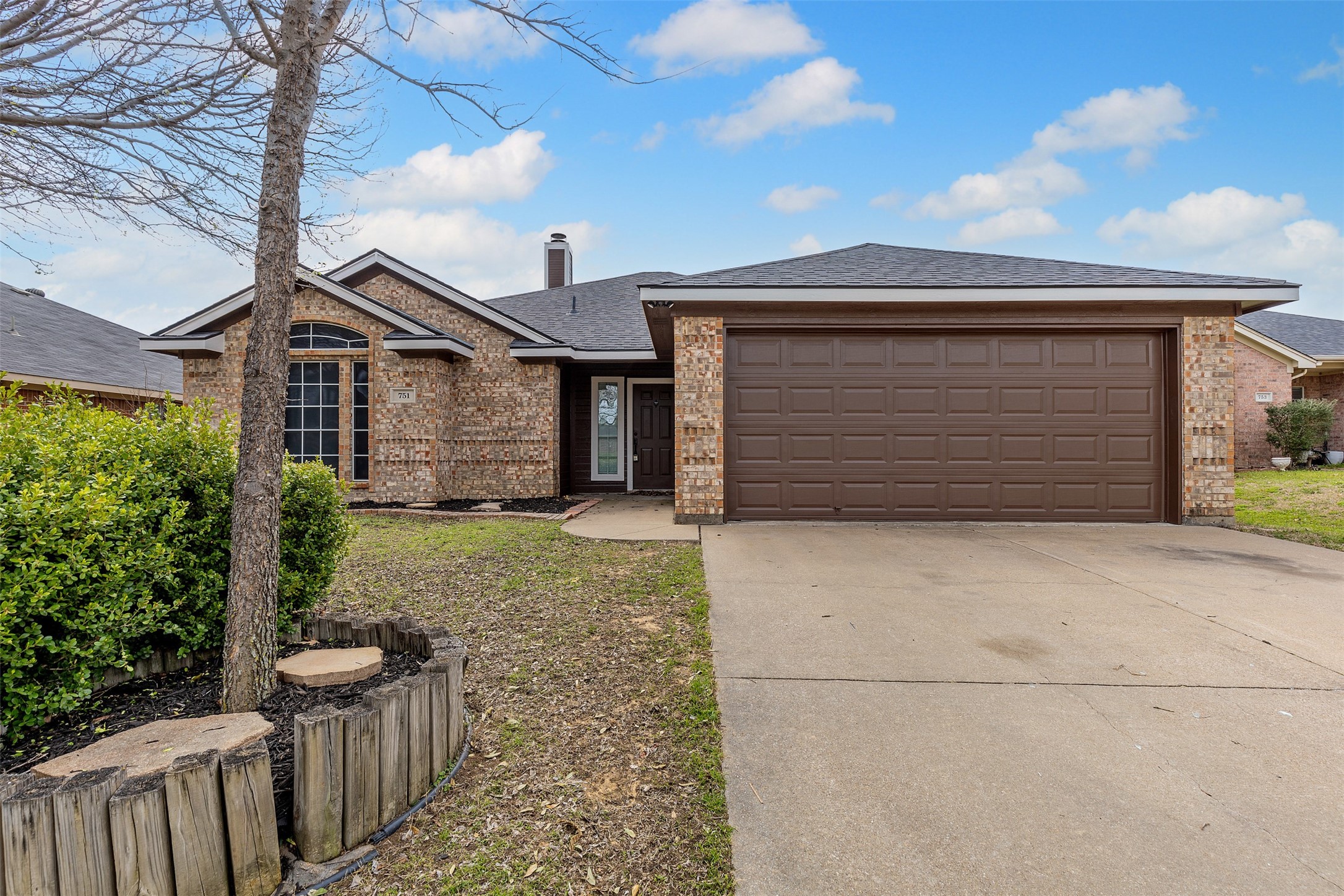 751 Tanglewood Drive Burleson TX 76028