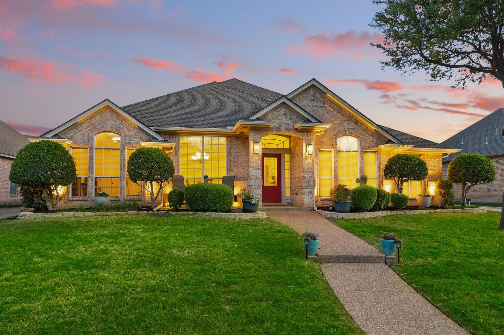9120 Edgemont Drive North Richland Hills TX 76182