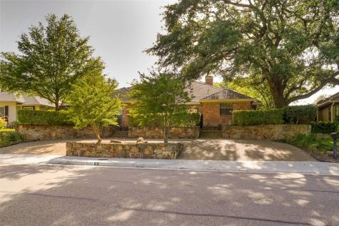 15305 Cypress Hills Drive Dallas TX 75248