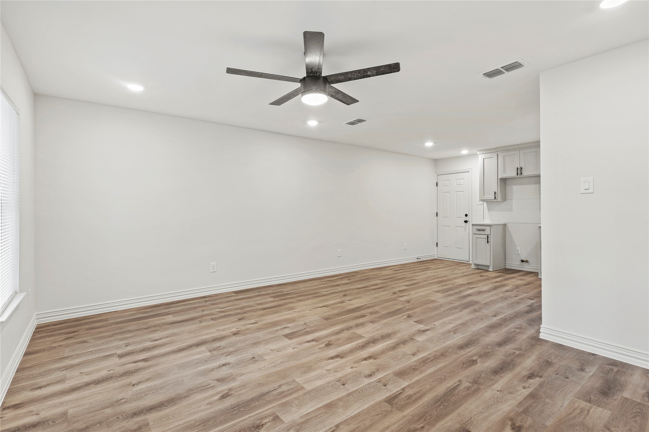 6106 Flagstaff Drive Dallas TX 75241
