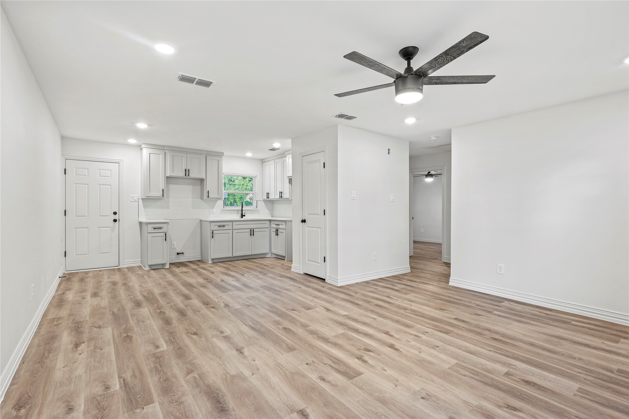6106 Flagstaff Drive Dallas TX 75241