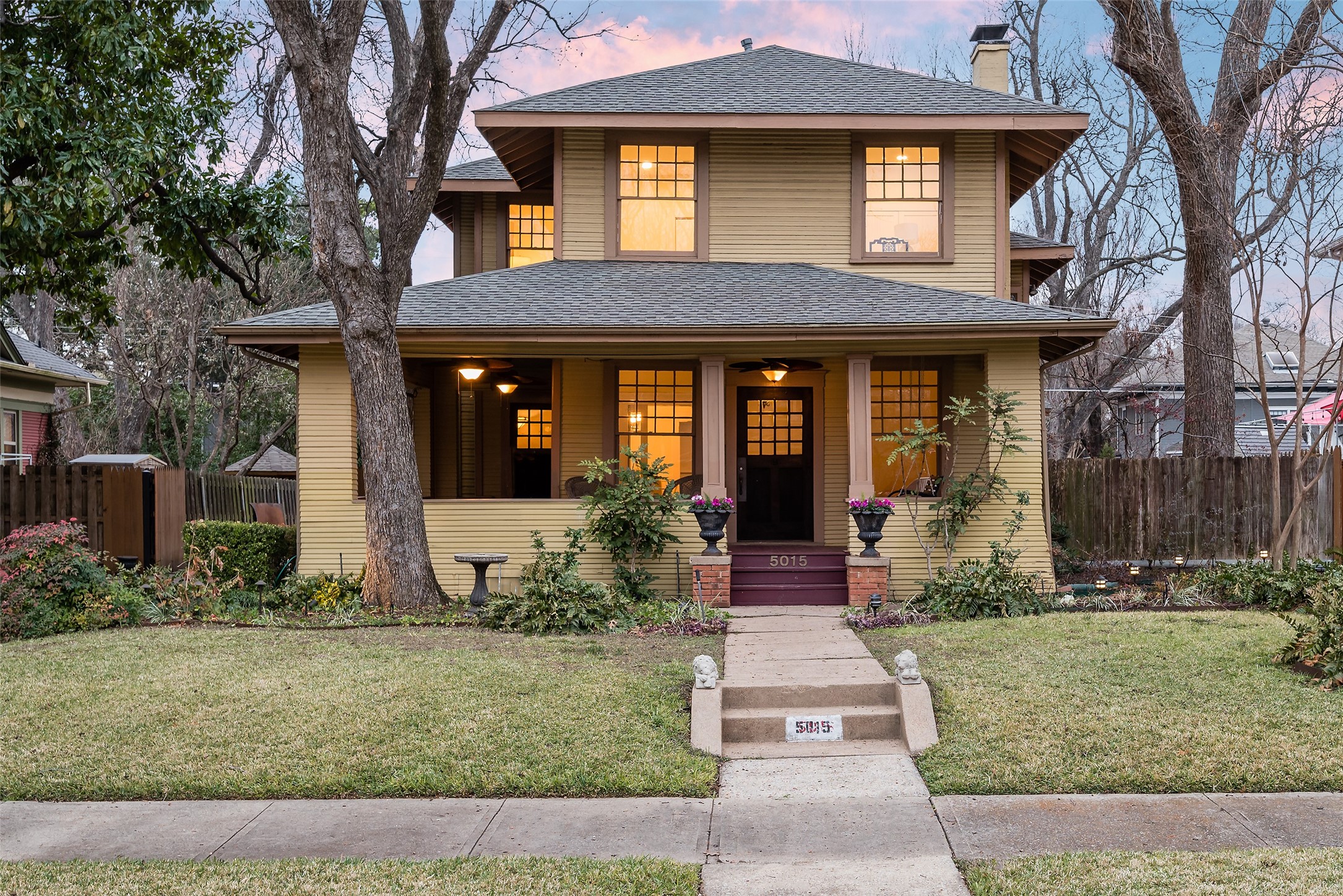 5015 Tremont Street Dallas TX 75214