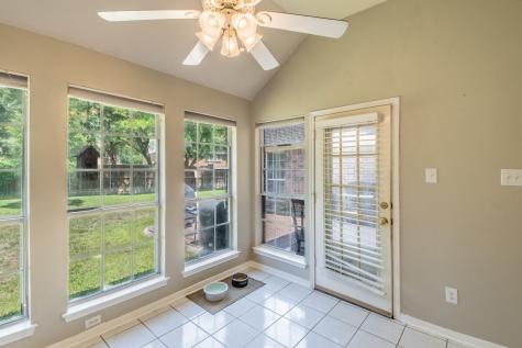 5022 Sandestin Court Garland TX 75044