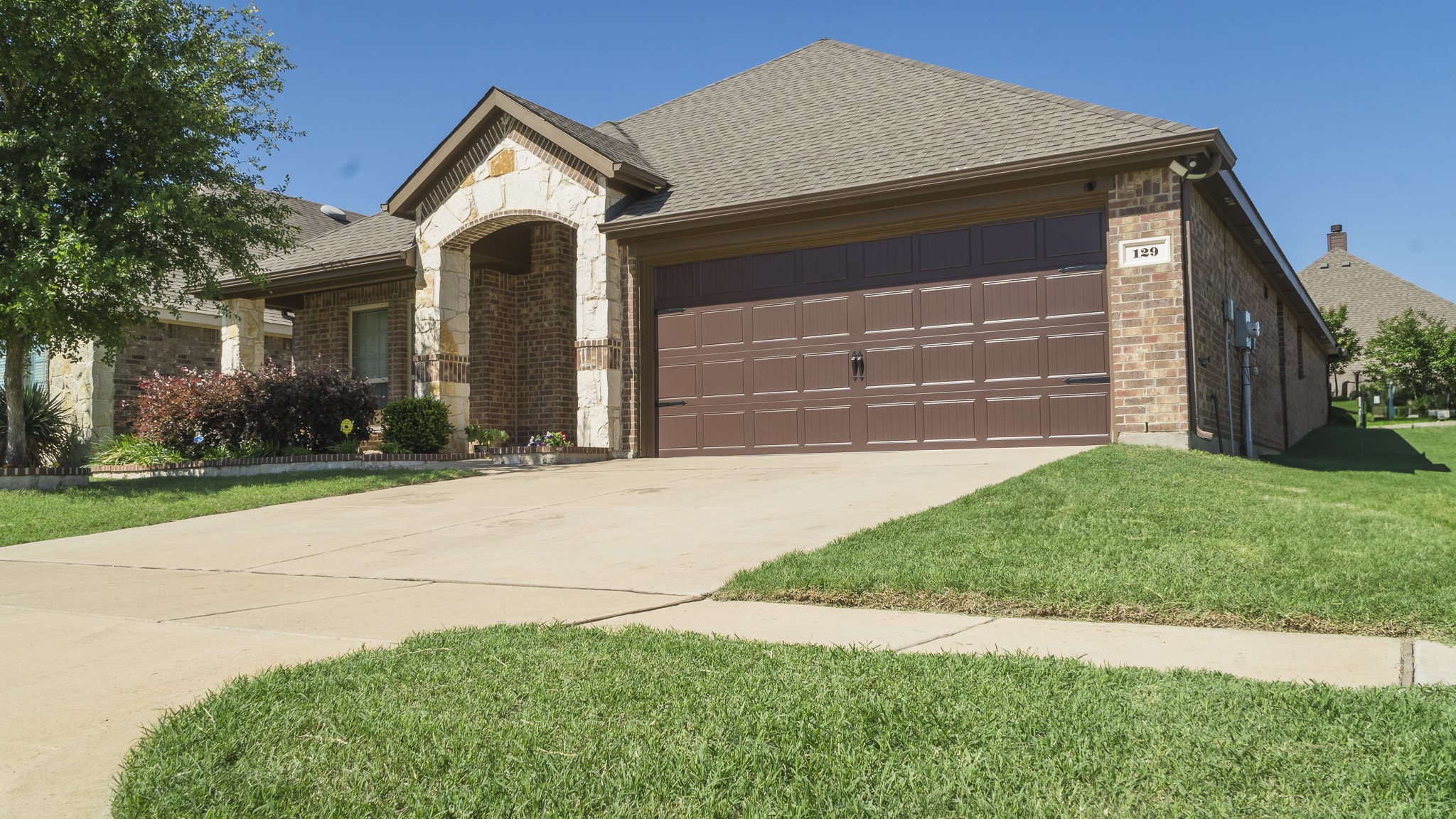 129 Garden Grove Drive Waxahachie TX 75165