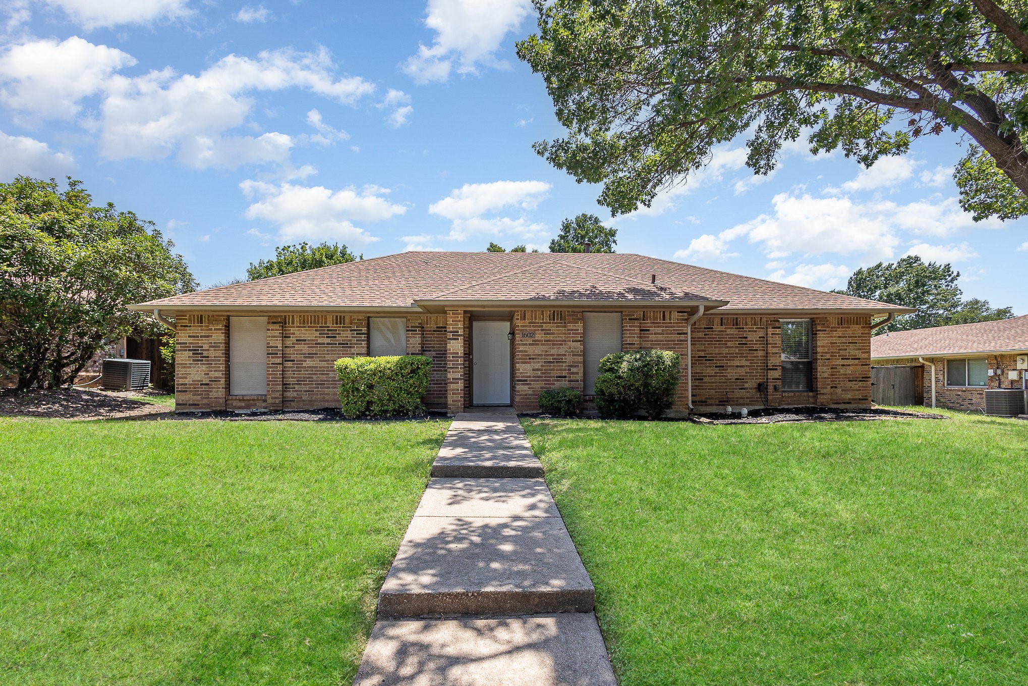 1602 Walker Drive Carrollton TX 75007