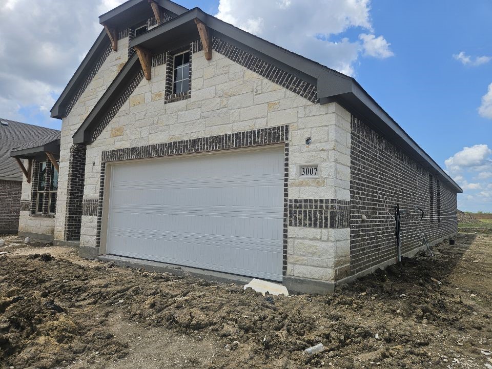 3007 Leopard Lane Ennis TX 75119