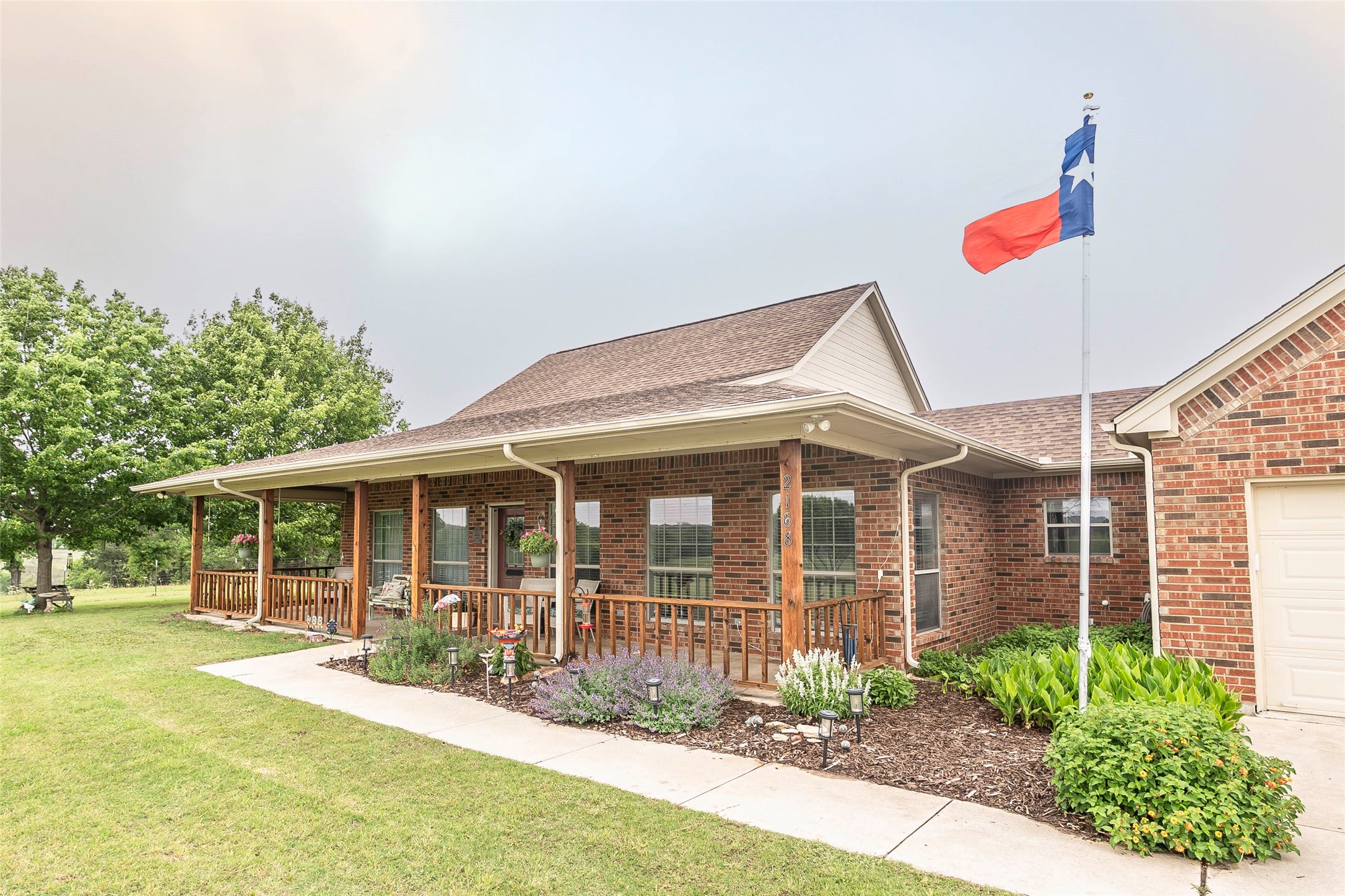 2168 Fruitland Road Sunset TX 76270