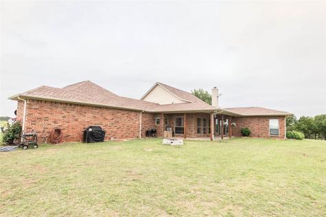 2168 Fruitland Road Sunset TX 76270