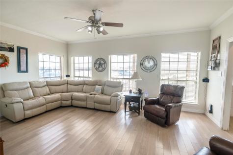 2168 Fruitland Road Sunset TX 76270